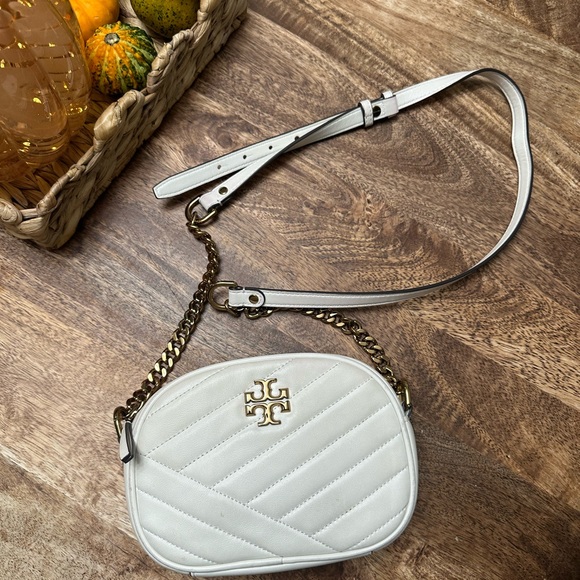 Tory Burch Kira Chevron Camera Bag, Cream - Picture 12 of 12